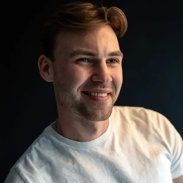 Tomáš R.